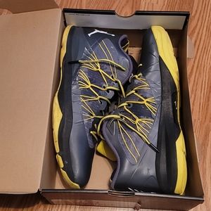 Nike Jordan CP3.VII AE